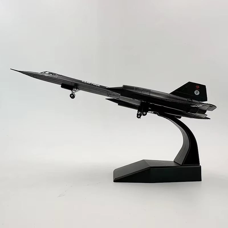 1:144 Scale Diecast Metal Alloy SR-71A Blackbird Jet Model for Collectors