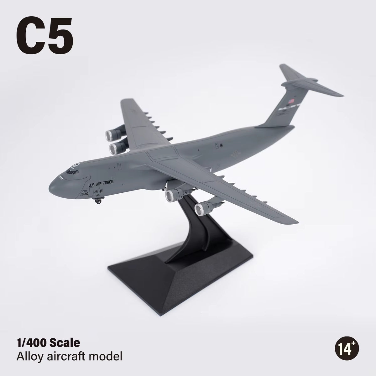Fanatic 1/400 Scale C-5 Galaxy Alloy Model - US Strategic Transport Aircraft Replica and Scene Accessory